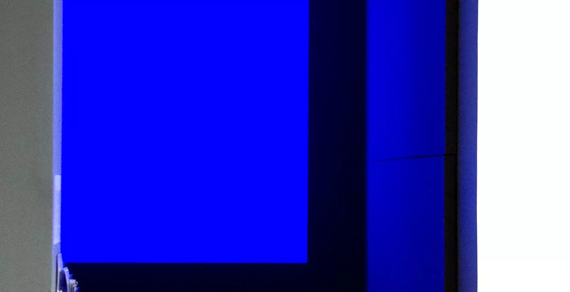 pourquoi lumiere bleue toilettes