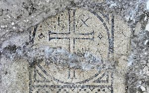 Une inscription biblique grecque découverte sur une mosaïque byzantine exceptionnelle en Israël